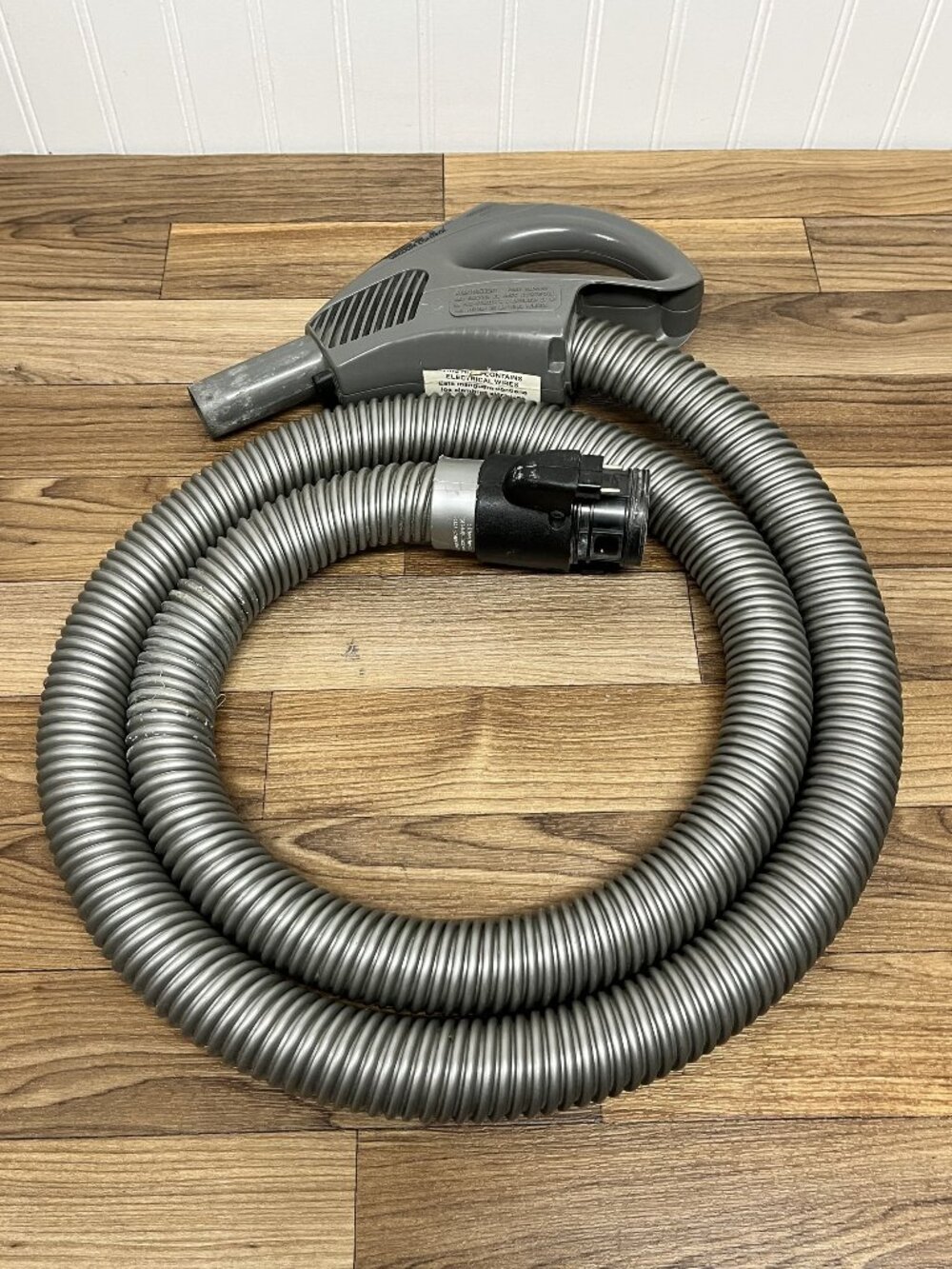 Electrolux Oxygen Canister Vacuum Cleaner Hose EL6988 Part Number E56267 Parts